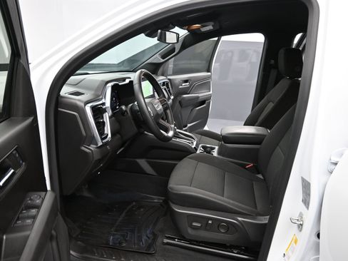 Used 2024 GMC Canyon Elevation w/ Convenience Package image 14