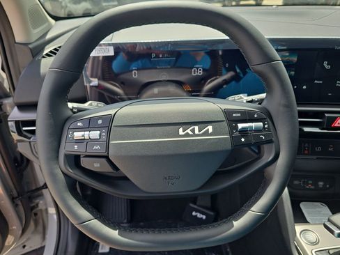 New 2026 Kia Sportage EX FWD image 30