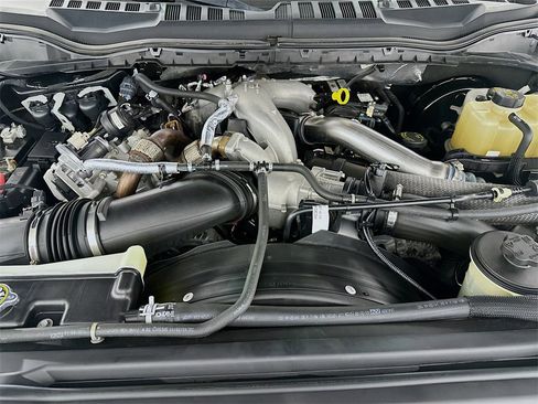 Used 2020 Ford F250 Platinum w/ Tremor Off-Road Package image 33