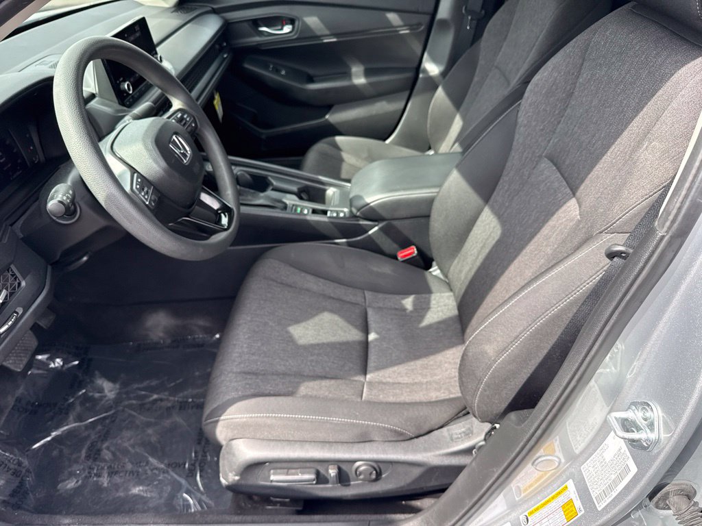 Used 2024 Honda Accord EX image 17