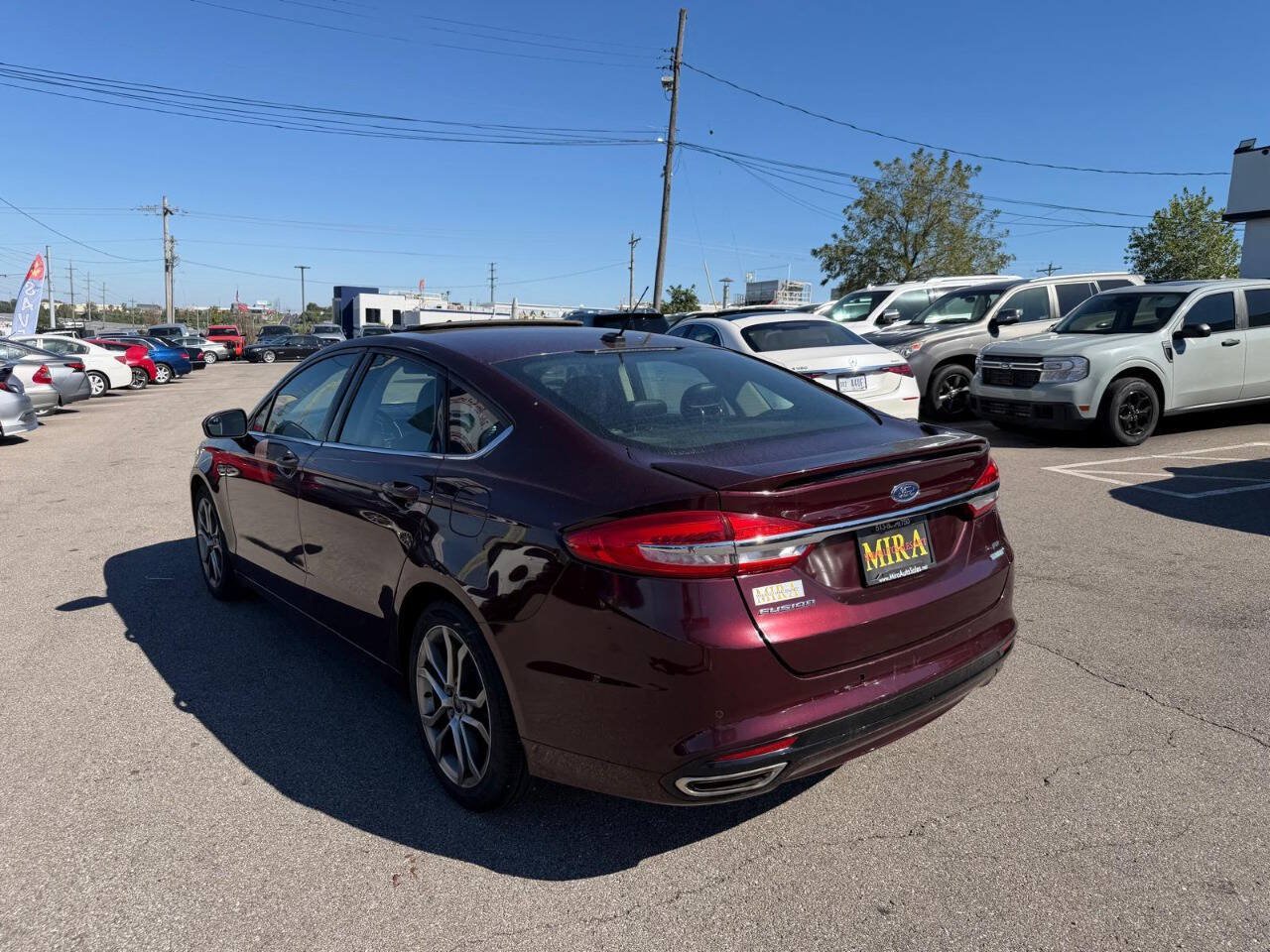Used 2017 Ford Fusion SE w/ Equipment Group 201A FWD image 7