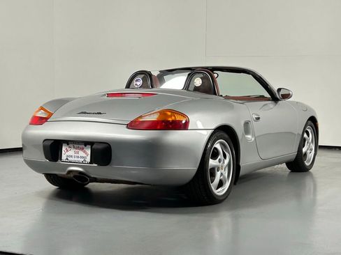 Used 1999 Porsche Boxster image 4