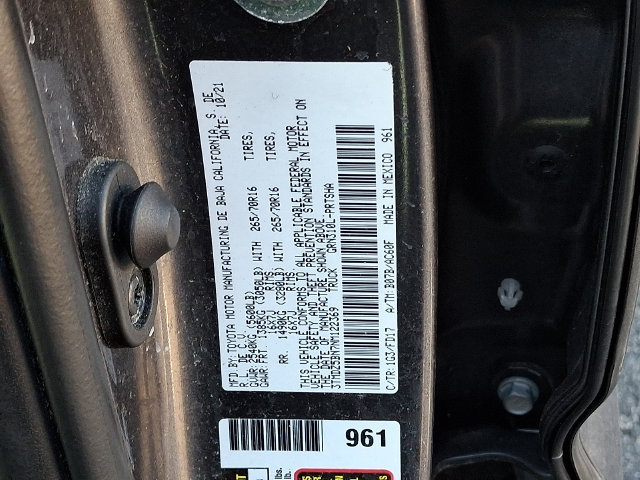 Used 2022 Toyota Tacoma TRD Off-Road w/ Technology Package AWD/4WD image 19