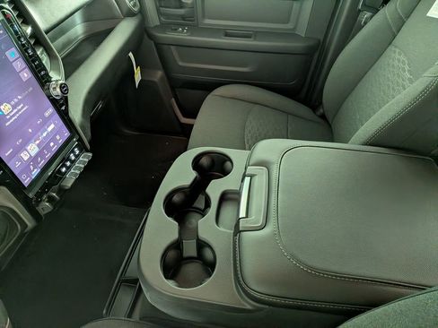 New 2026 RAM 2500 Tradesman AWD/4WD image 23