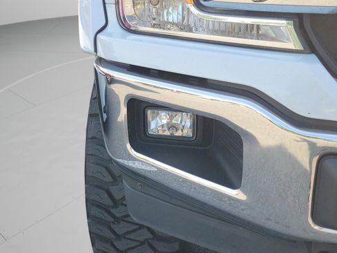 Used 2019 Ford F150 XLT w/ Trailer Tow Package AWD/4WD image 12