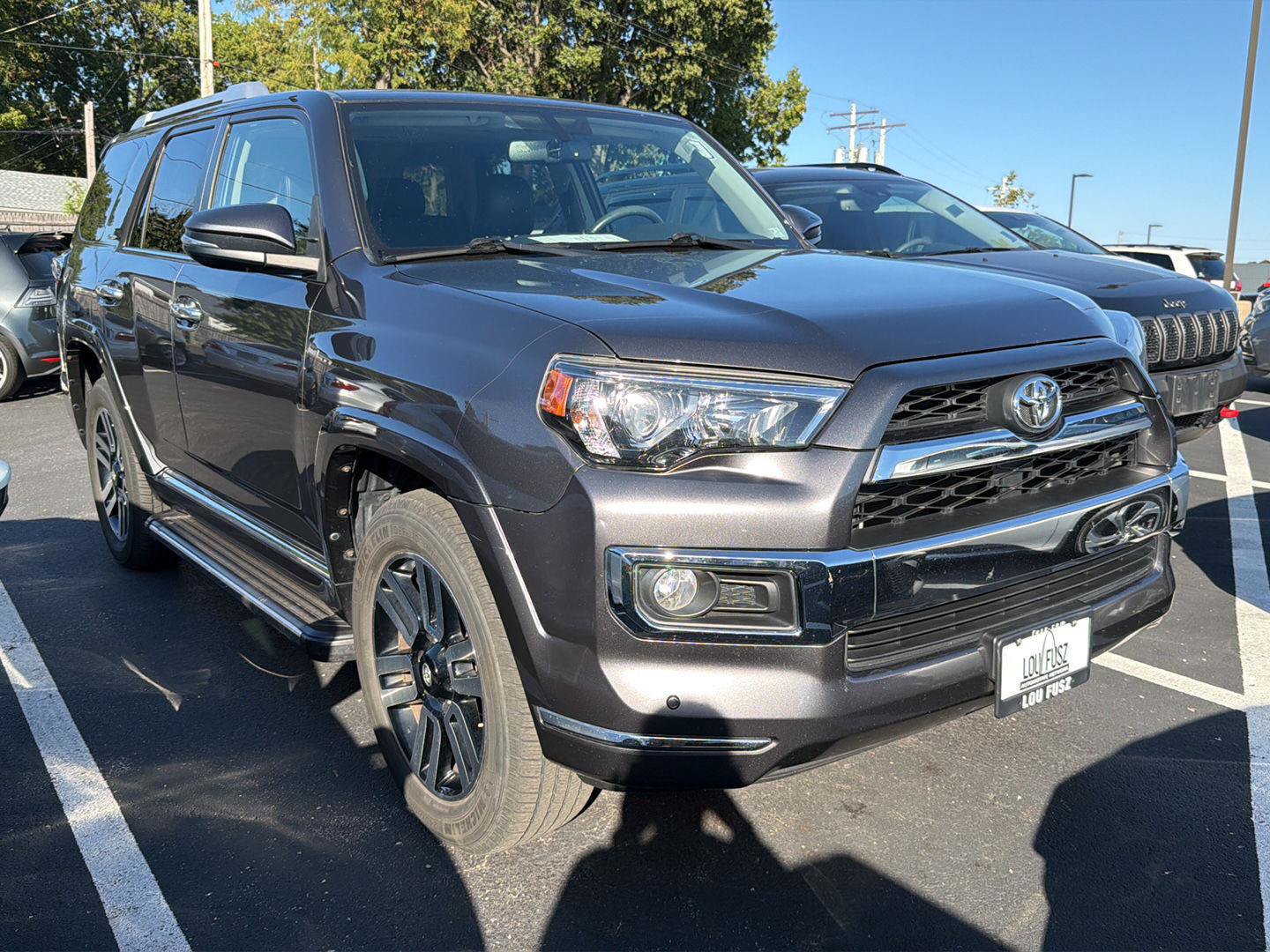 Used 2018 Toyota 4Runner Limited w/ Convenience Package AWD/4WD image 1