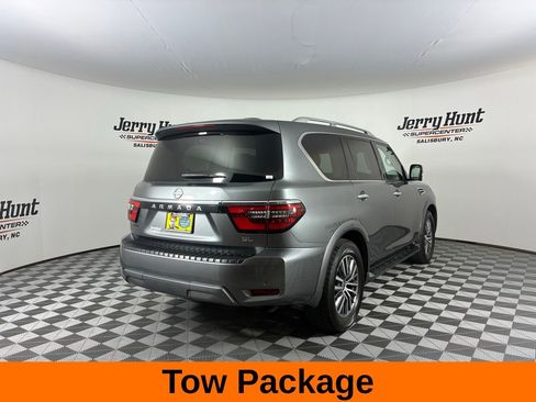 Used 2024 Nissan Armada SL w/ Captain's Chairs Package image 8