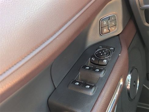 Used 2023 Ford Expedition Max Limited image 39