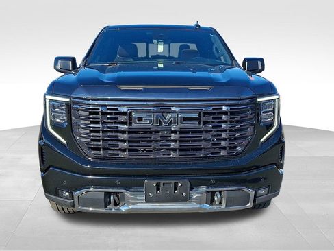 Used 2023 GMC Sierra 1500 Denali Ultimate image 2