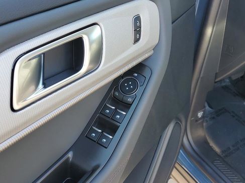 New 2026 Ford Explorer Active image 13