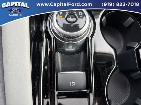 Certified 2025 Ford Explorer Platinum w/ Ultimate Package image 30