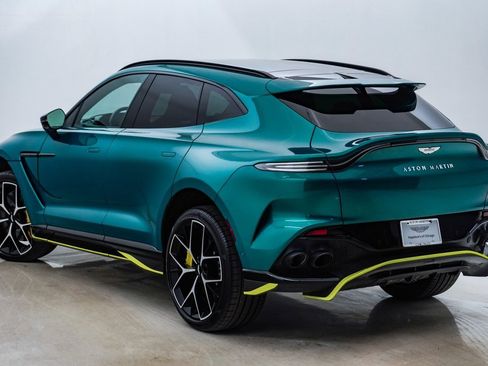 Used 2025 Aston Martin DBX 707 image 10