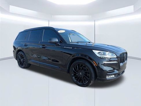 Used 2023 Lincoln Aviator Reserve w/ Equipment Group 201A RWD image 2