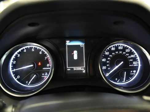Used 2020 Toyota Camry SE image 26