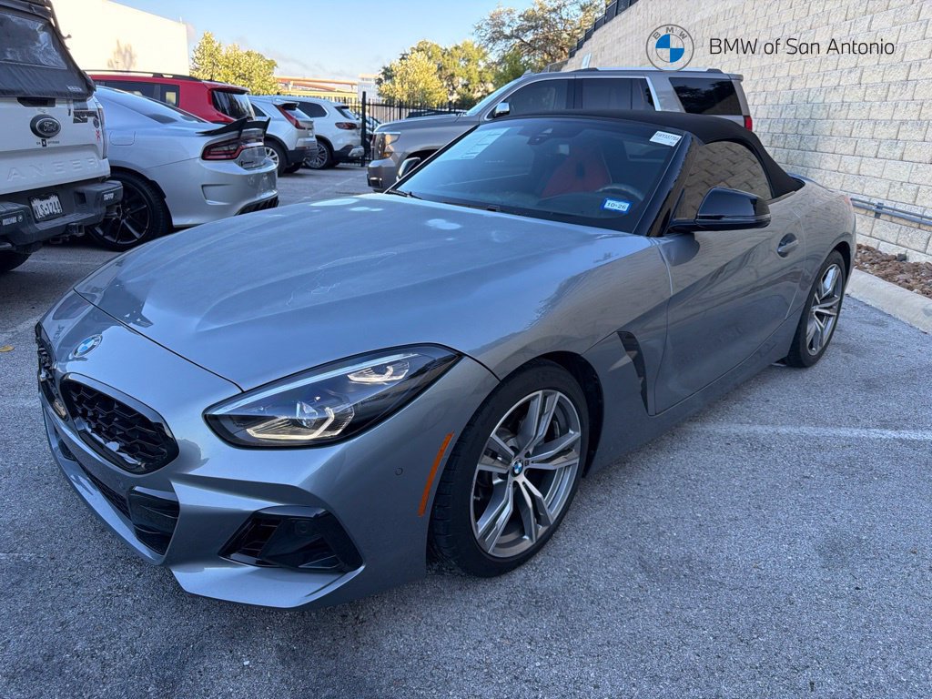 Certified 2024 BMW Z4 sDrive30i w/ Premium Package RWD image 1
