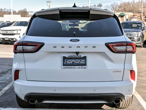 Used 2023 Ford Escape ST-Line w/ Tech Pack #1 image 7