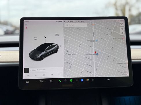 Used 2021 Tesla Model 3 Long Range image 25