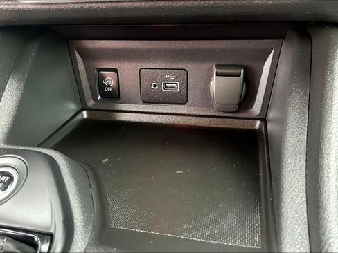 Used 2024 Nissan Sentra S FWD image 15
