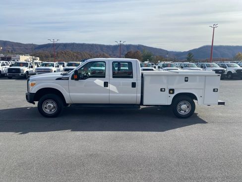 Used 2016 Ford F250 XL w/ Power Equipment Group image 5