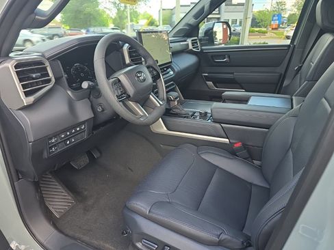 New 2026 Toyota Sequoia Platinum AWD/4WD image 9