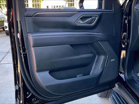 Used 2023 Chevrolet Tahoe RST w/ Luxury Package image 21