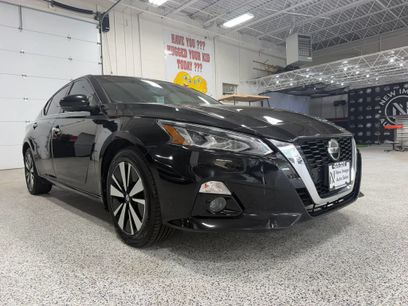 Used 2019 Nissan Altima 2.5 SV