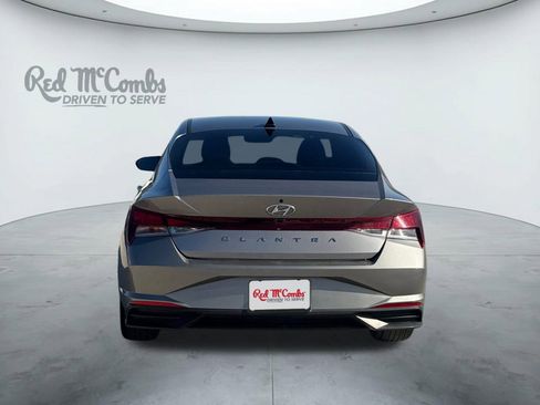 Certified 2023 Hyundai Elantra SEL w/ Convenience Package image 4