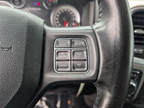 Used 2019 RAM 1500 Big Horn AWD/4WD image 22