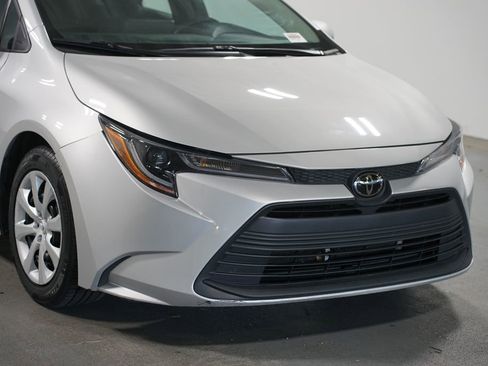 Certified 2024 Toyota Corolla LE FWD image 4