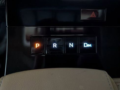 Used 2025 INFINITI QX80 Sensory AWD/4WD image 27
