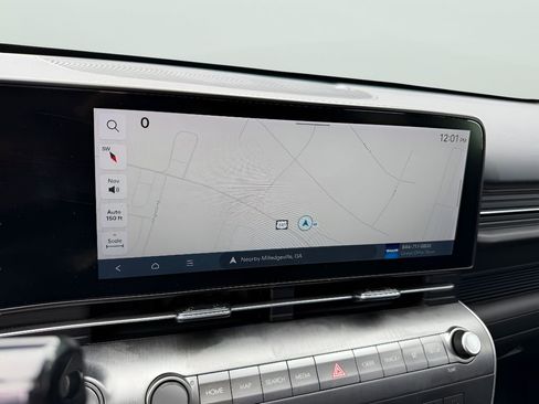 Used 2024 Hyundai Kona Limited FWD image 25