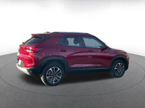 Used 2025 Chevrolet TrailBlazer LT w/ Driver Confidence Package image 15