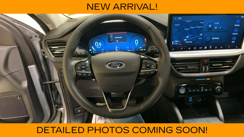 Certified 2023 Ford Escape Platinum w/ Premium Technology Package AWD/4WD image 33
