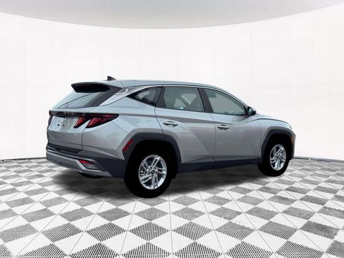 New 2026 Hyundai Tucson SE image 13