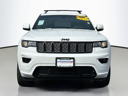 Used 2022 Jeep Grand Cherokee Laredo X AWD/4WD image 18