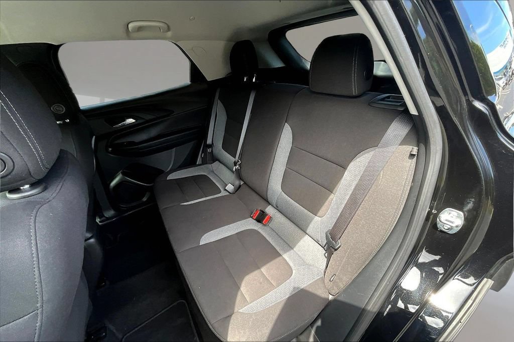 Used 2024 Chevrolet TrailBlazer LT AWD/4WD image 18