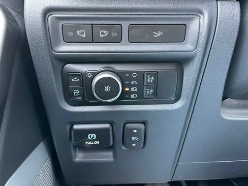 Used 2023 Ford F150 Lariat w/ Equipment Group 502A High AWD/4WD image 41