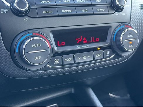 Certified 2018 Kia Forte EX w/ EX Premium Plus Package image 27