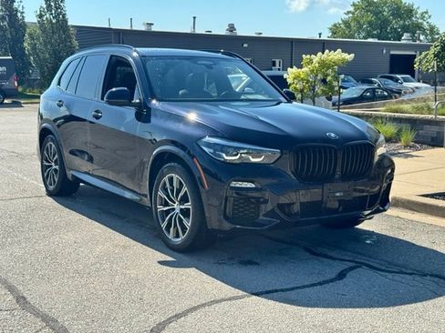 Used 2021 BMW X5 xDrive40i w/ M Sport Package AWD/4WD image 2