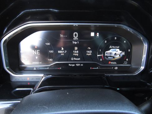 Used 2025 GMC Sierra 1500 Elevation image 25