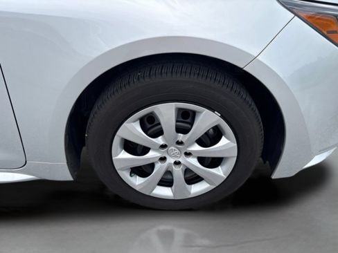 Used 2023 Toyota Corolla LE FWD image 34
