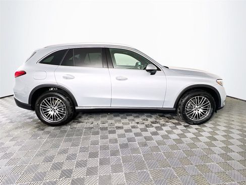 Certified 2025 Mercedes-Benz GLC 300 4MATIC image 7