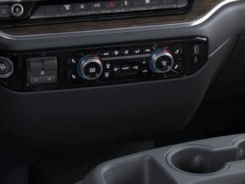 New 2026 GMC Sierra 2500 SLT AWD/4WD image 23