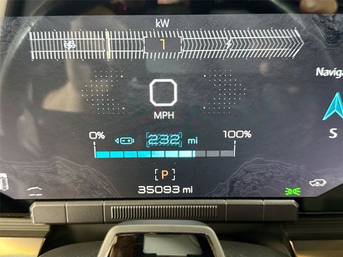 Used 2024 GMC Hummer EV 3X AWD/4WD image 14