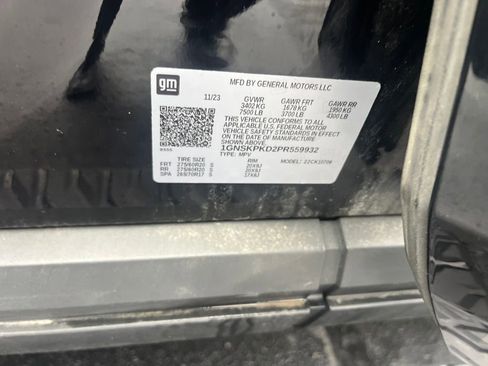 Used 2023 Chevrolet Tahoe Z71 w/ Z71 Off-Road Package image 27