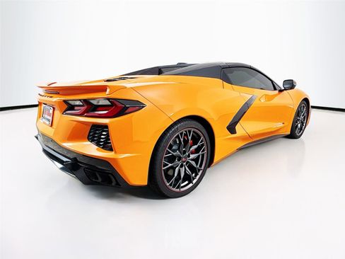 Used 2024 Chevrolet Corvette Stingray Convertible image 8