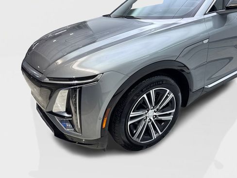 Used 2024 Cadillac Lyriq Luxury RWD image 18