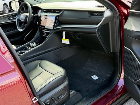 New 2026 Jeep Grand Cherokee Limited AWD/4WD image 22