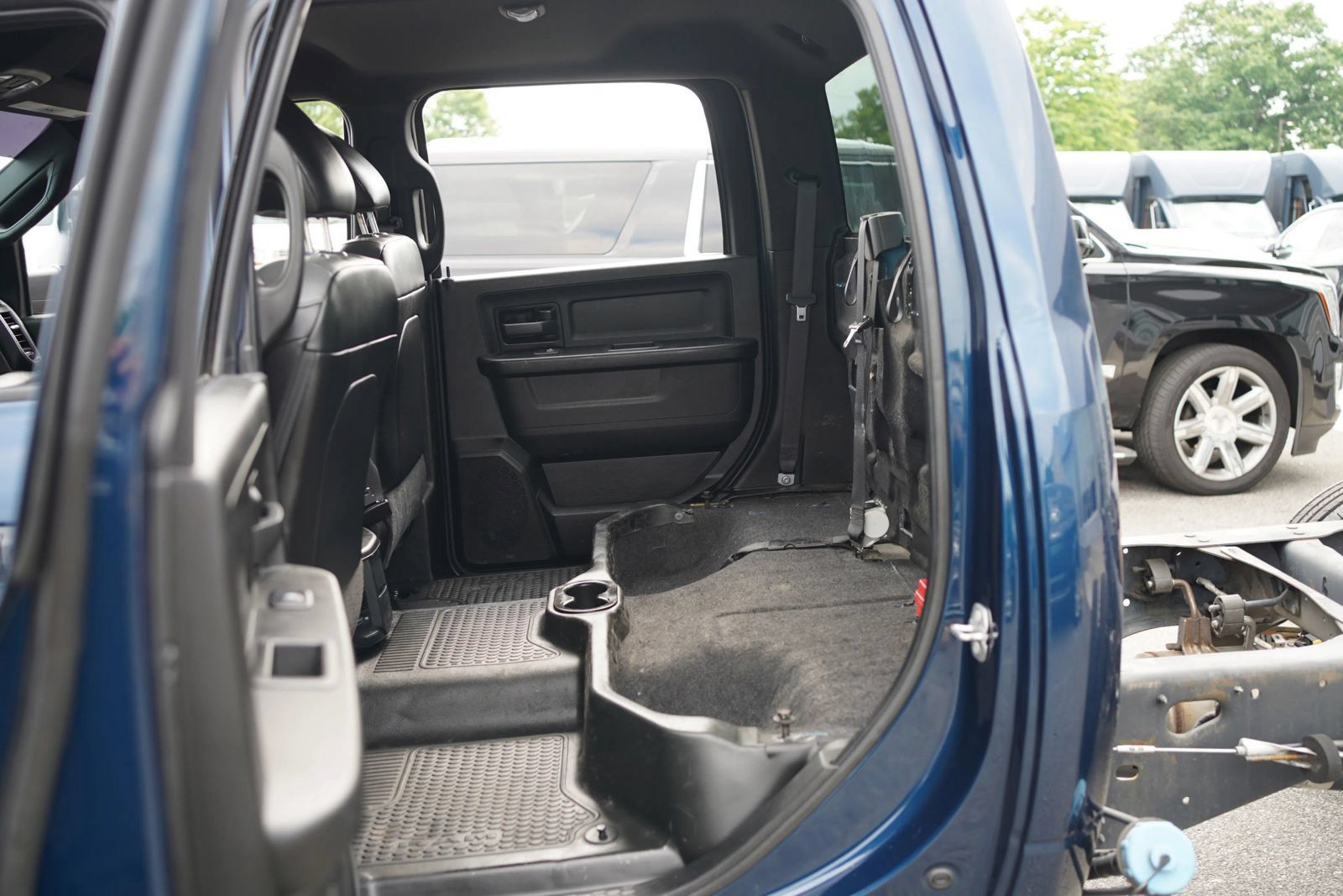 Used 2022 RAM 3500 Tradesman AWD/4WD image 16