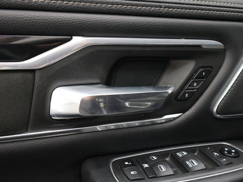 Used 2021 RAM 1500 Laramie AWD/4WD image 40